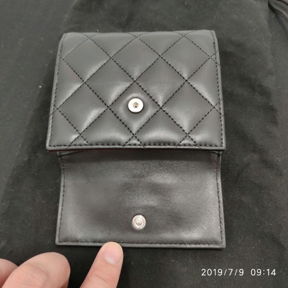 Chanel Classic Flap Quilted Wallet - Picture 5 of 8